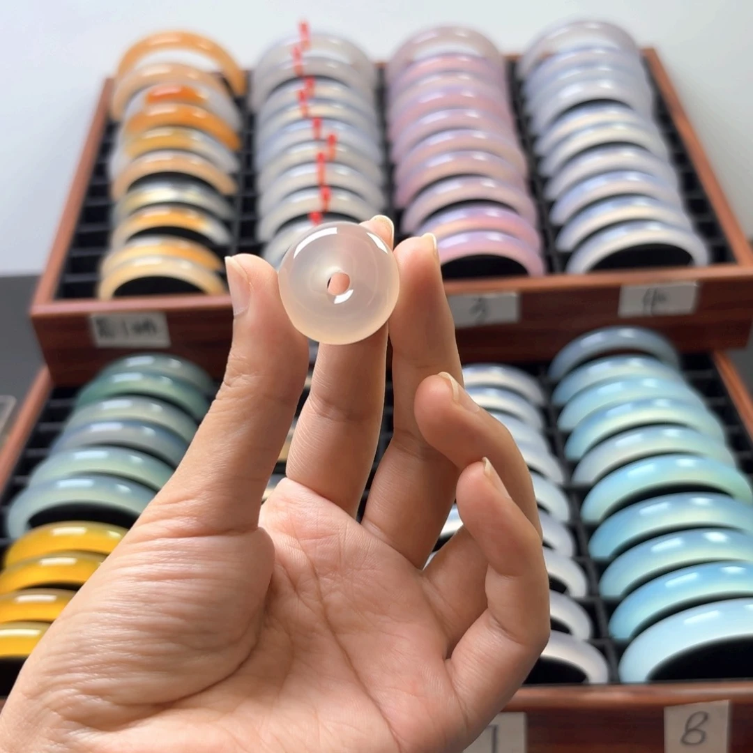 手镯玛瑙/玉髓未镶嵌收***?2