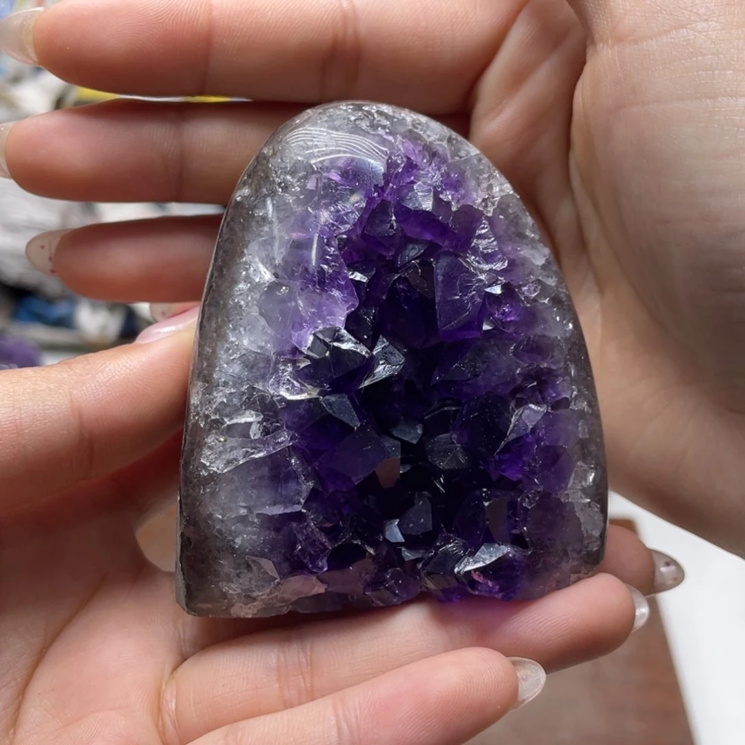 紫晶大型摆件（非配饰）未镶嵌