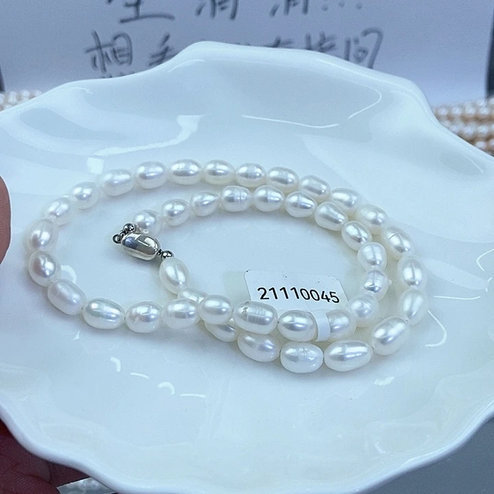 颈饰未镶嵌淡水珍珠