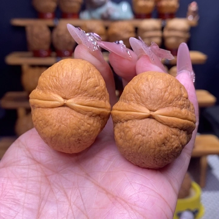 把件文玩核桃光头强42号39尺