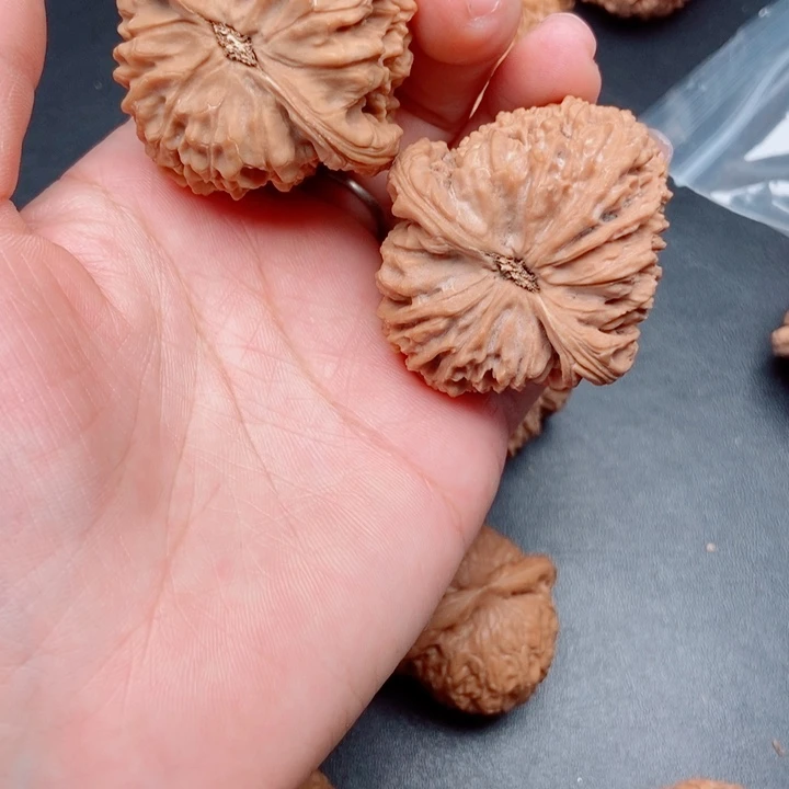 心***流文玩核桃把件43尺
