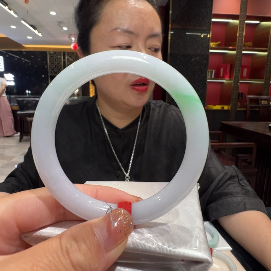 翡翠手镯未镶嵌圆条57