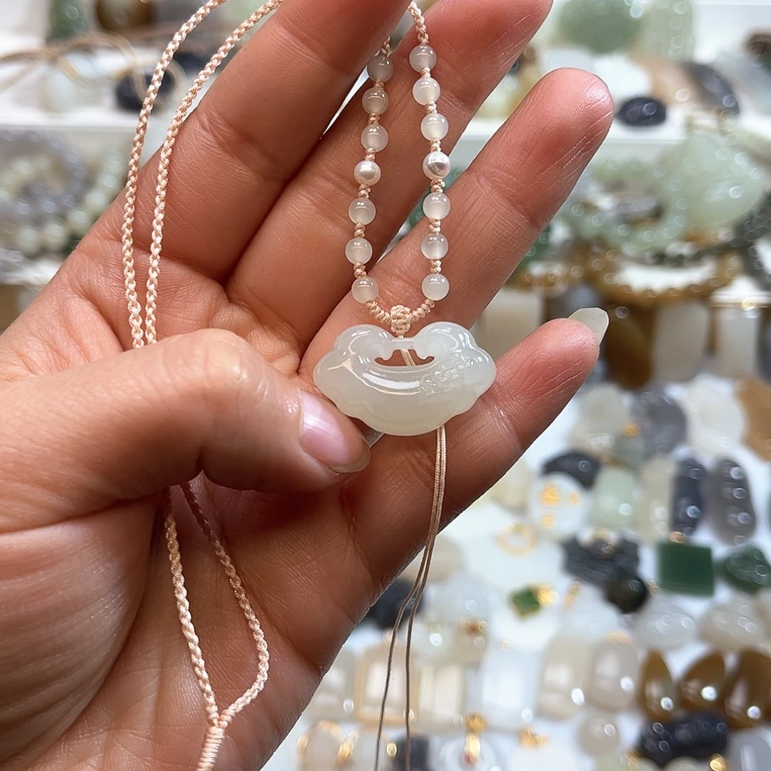 和田玉吊坠(赠链)未镶嵌阿*阿