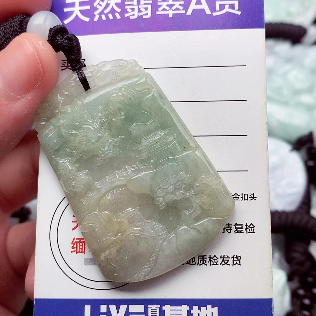 翡翠未镶嵌颈饰翡翠