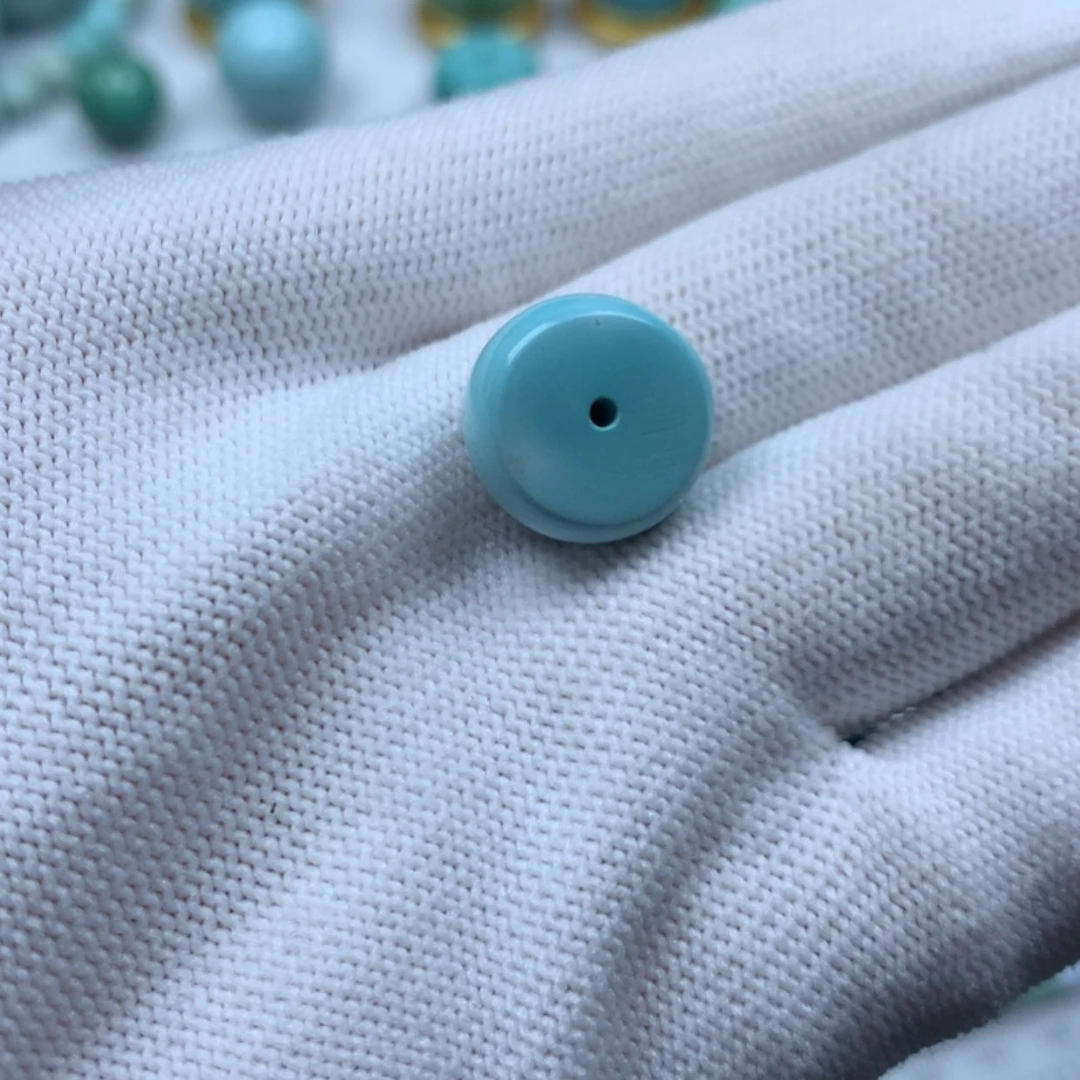 【闪购商品】未镶嵌绿松石珠宝奇石蛋*。