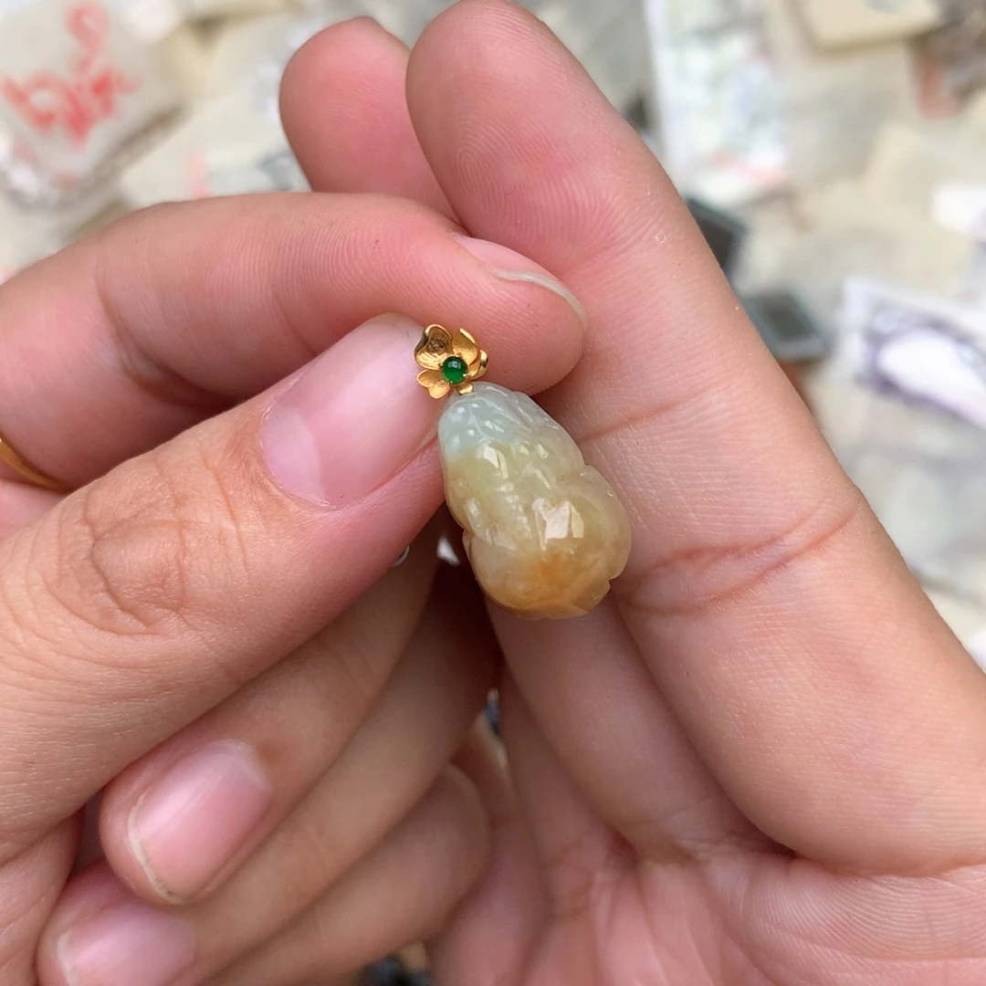 【闪购商品】18K金镶嵌挂件翡翠一