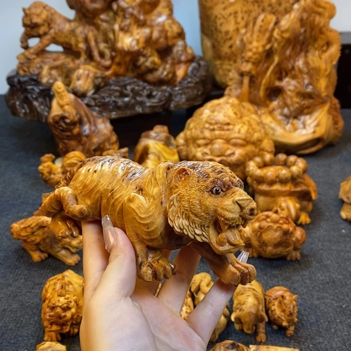 柏木于**了老虎摆件摆件摆件