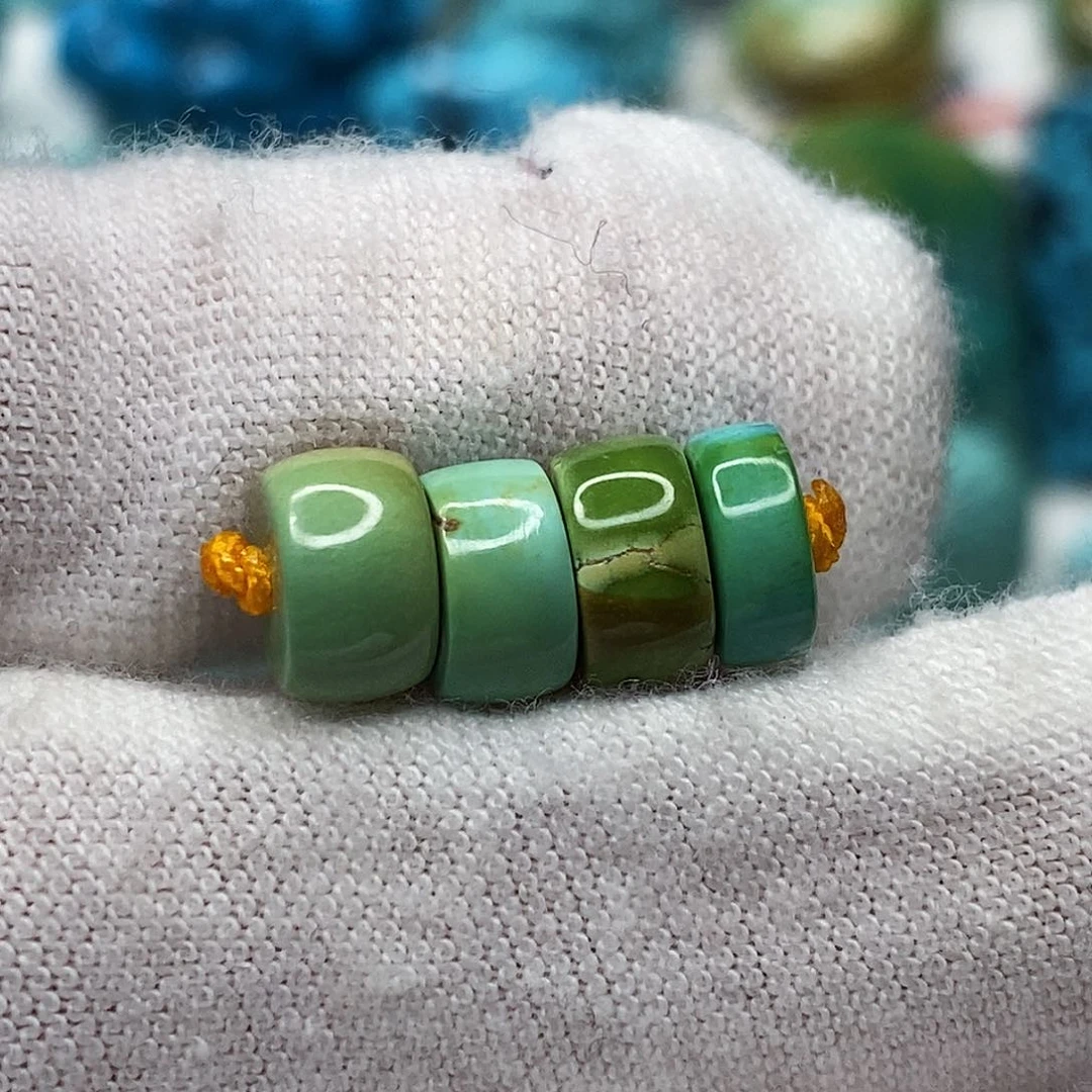 未镶嵌绿松石天然原矿 带武汉地大证书