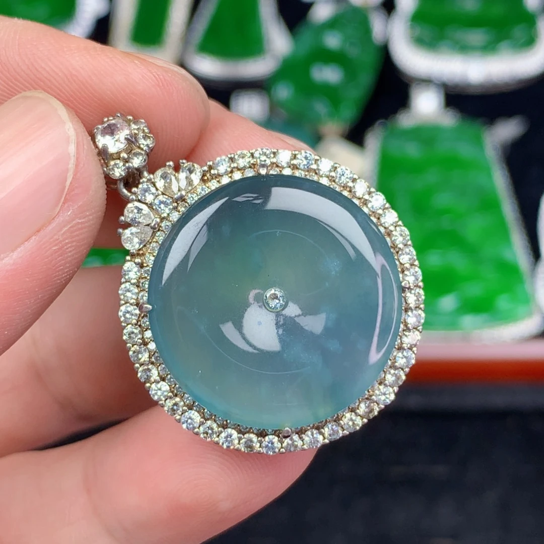 颈饰未镶嵌翡翠翡翠