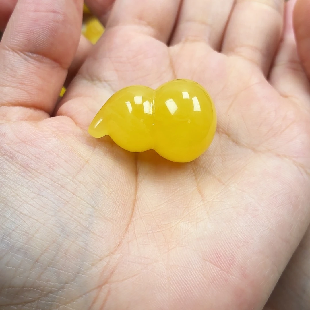 蜜蜡颈饰未镶嵌焦皮妖花葫芦