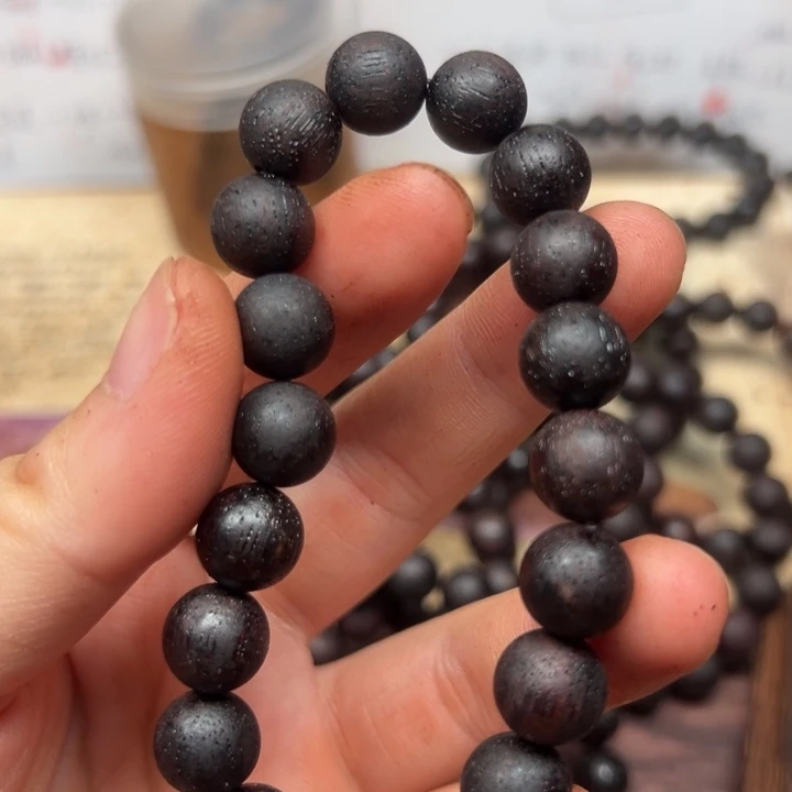 藤类降真香10圆珠红黑油结晶