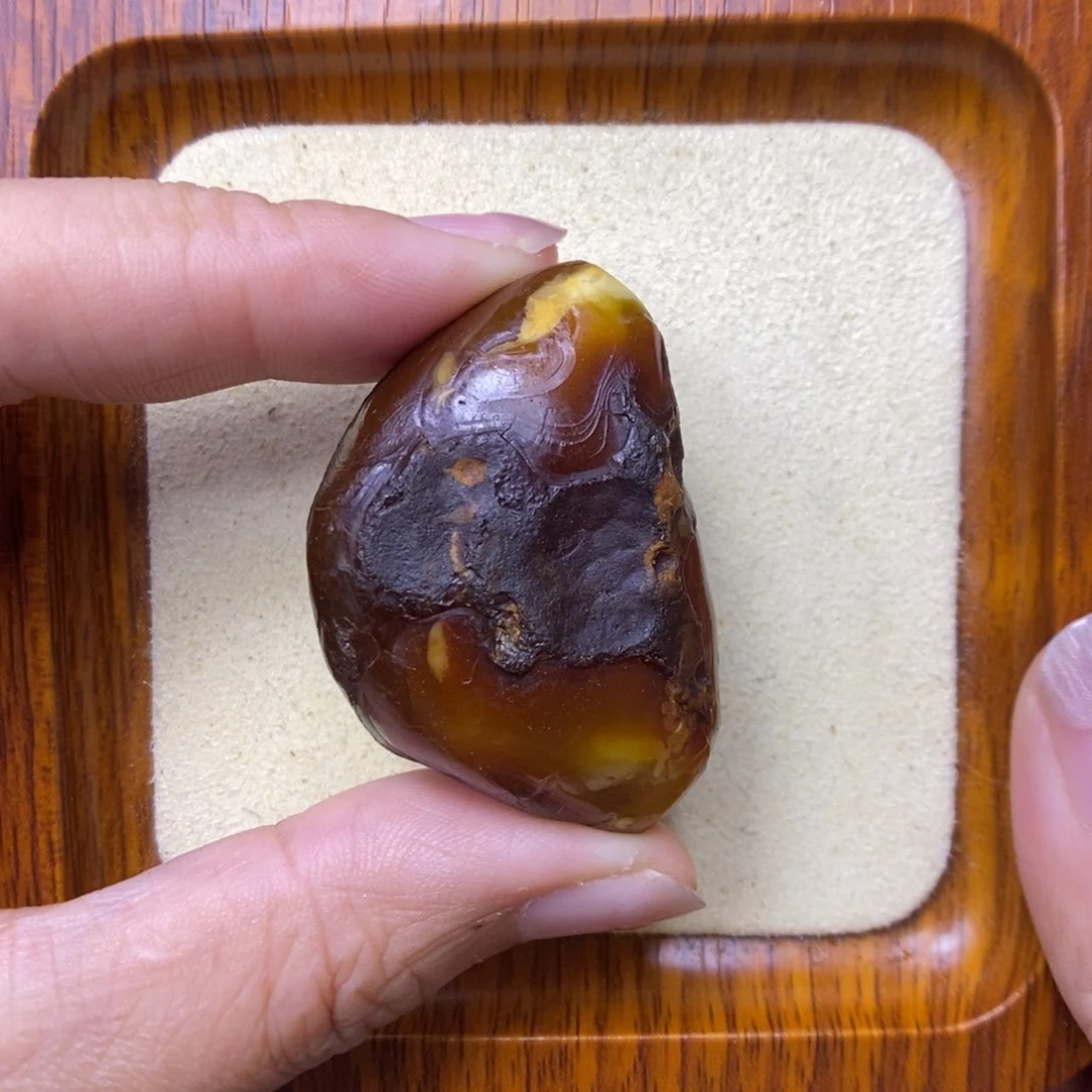 未镶嵌定制蜜蜡开****莎敏