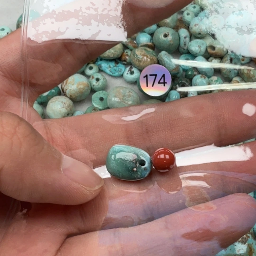 南红玛瑙未镶嵌珠宝奇石