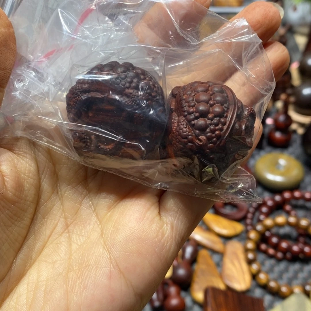 微凹黄檀（南美大红酸枝）缘**它