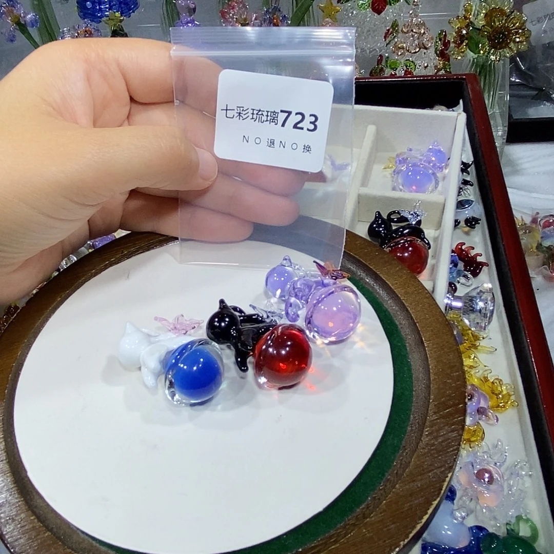 白****吊坠（不含链）琉璃723星球猫三个