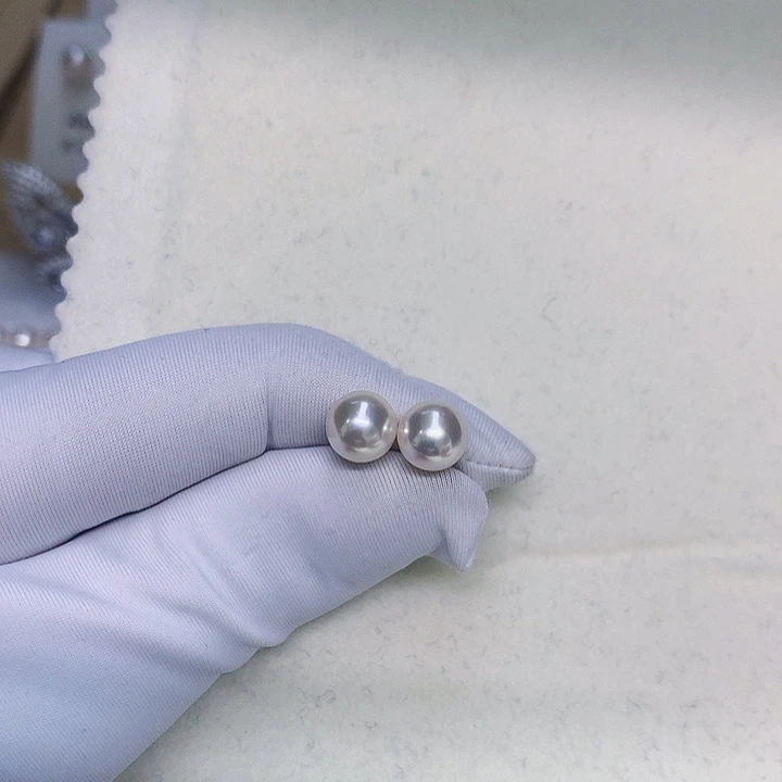 18K金镶嵌海水珍珠耳钉7-7.5