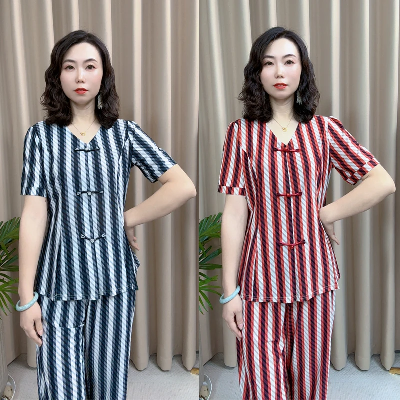 夏季新款洋气时尚条纹显瘦V领短袖裤子中老年女装气质妈妈装套装