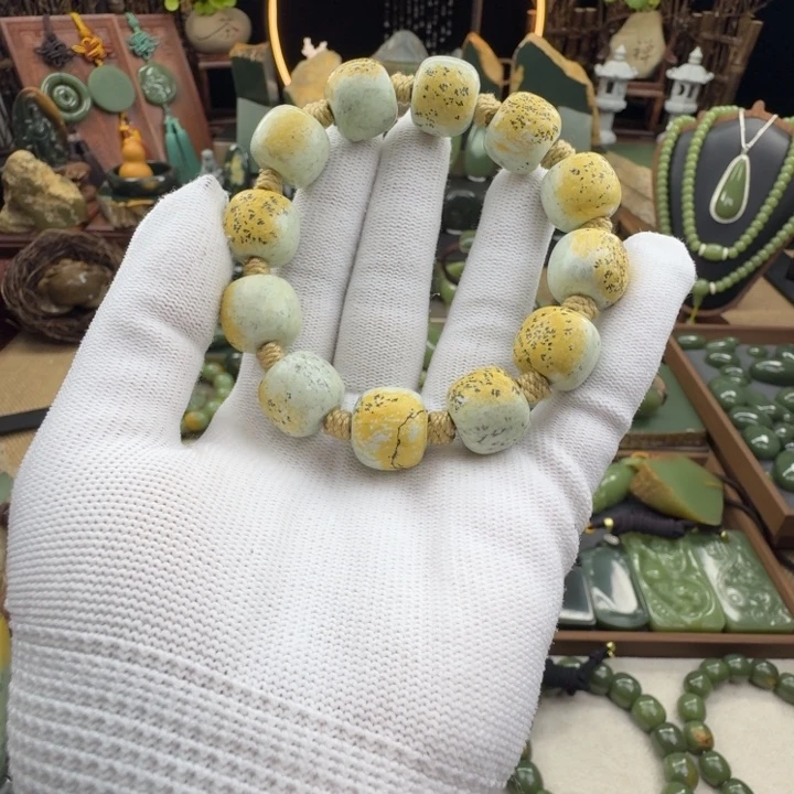 岫岩河磨玉（透闪石质玉）未镶嵌手串