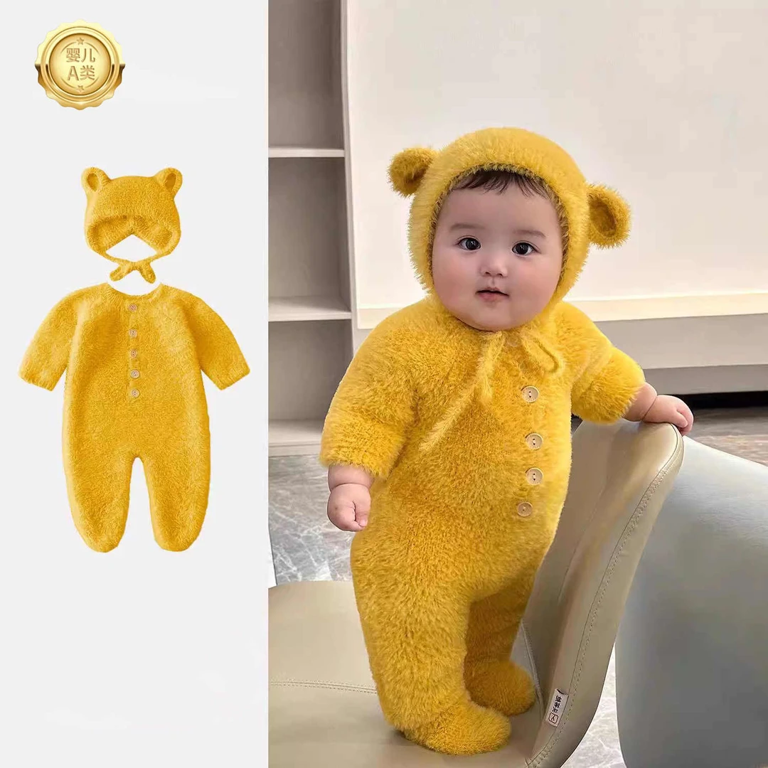 婴儿连体衣秋冬季网红可爱小熊包脚宝宝秋装哈衣可爱毛绒外出爬服