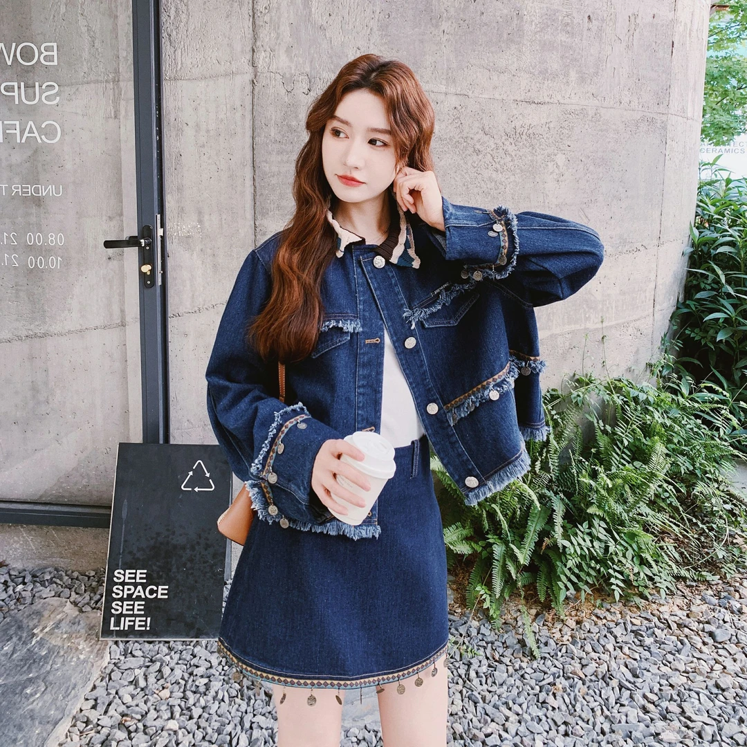 复古民族风牛仔套装女2025秋季新款设计感翻领流苏外套短裙两件套
