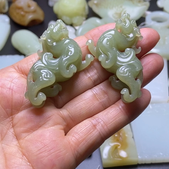 未镶嵌和田玉挂件