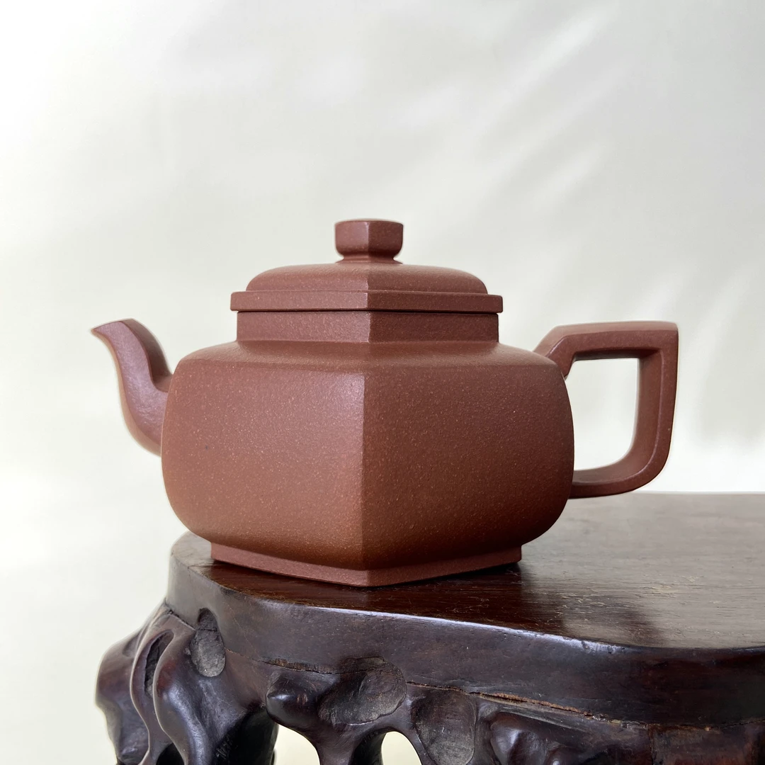 宜兴手工紫砂陶 （吴春香）230cc茶壶GS4210-5