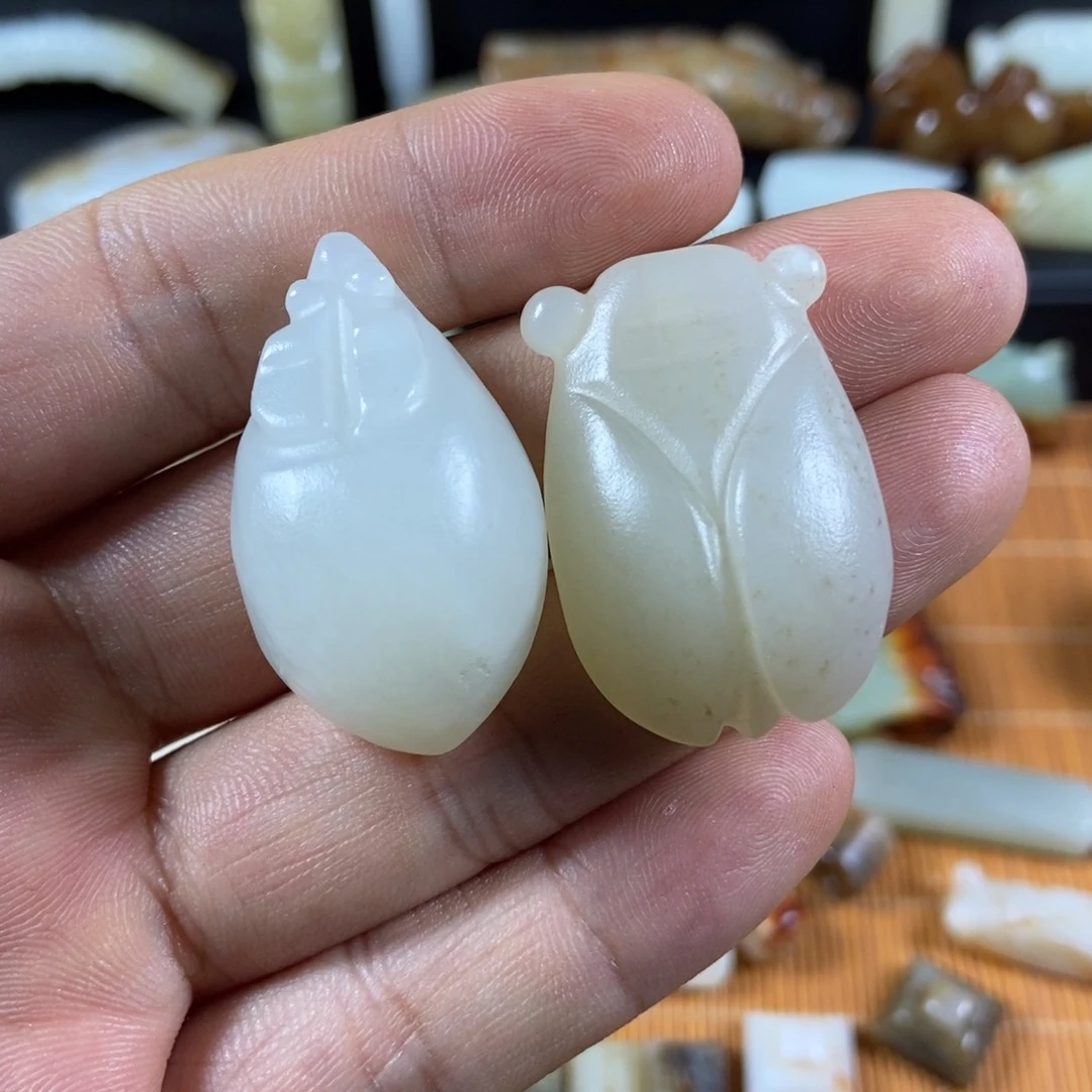 颈饰未镶嵌和田玉泰*