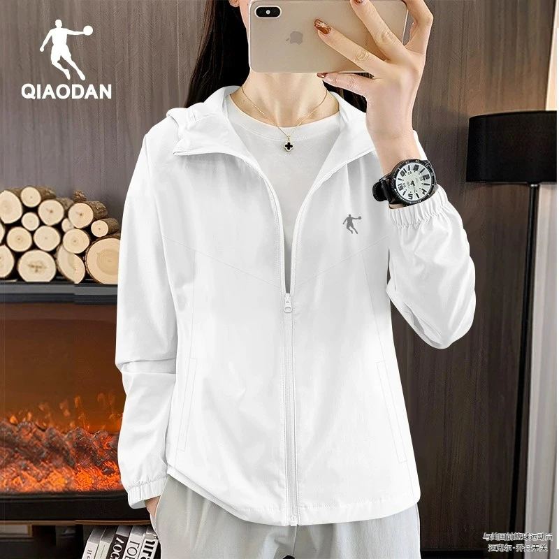 乔丹外套女2025冬季新款官方正品休闲百搭女款单风衣夹克运动上衣