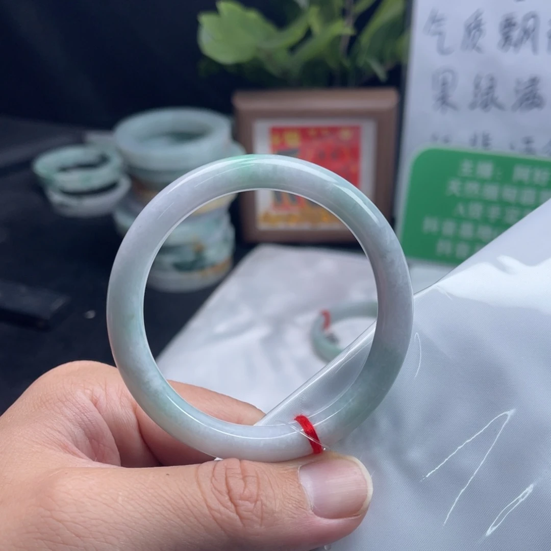 翡翠未镶嵌手镯59正圈
