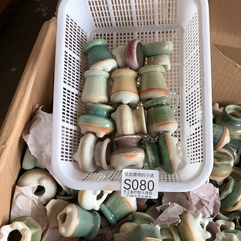 紫砂花盆080微瑕品口径3厘米左右的有