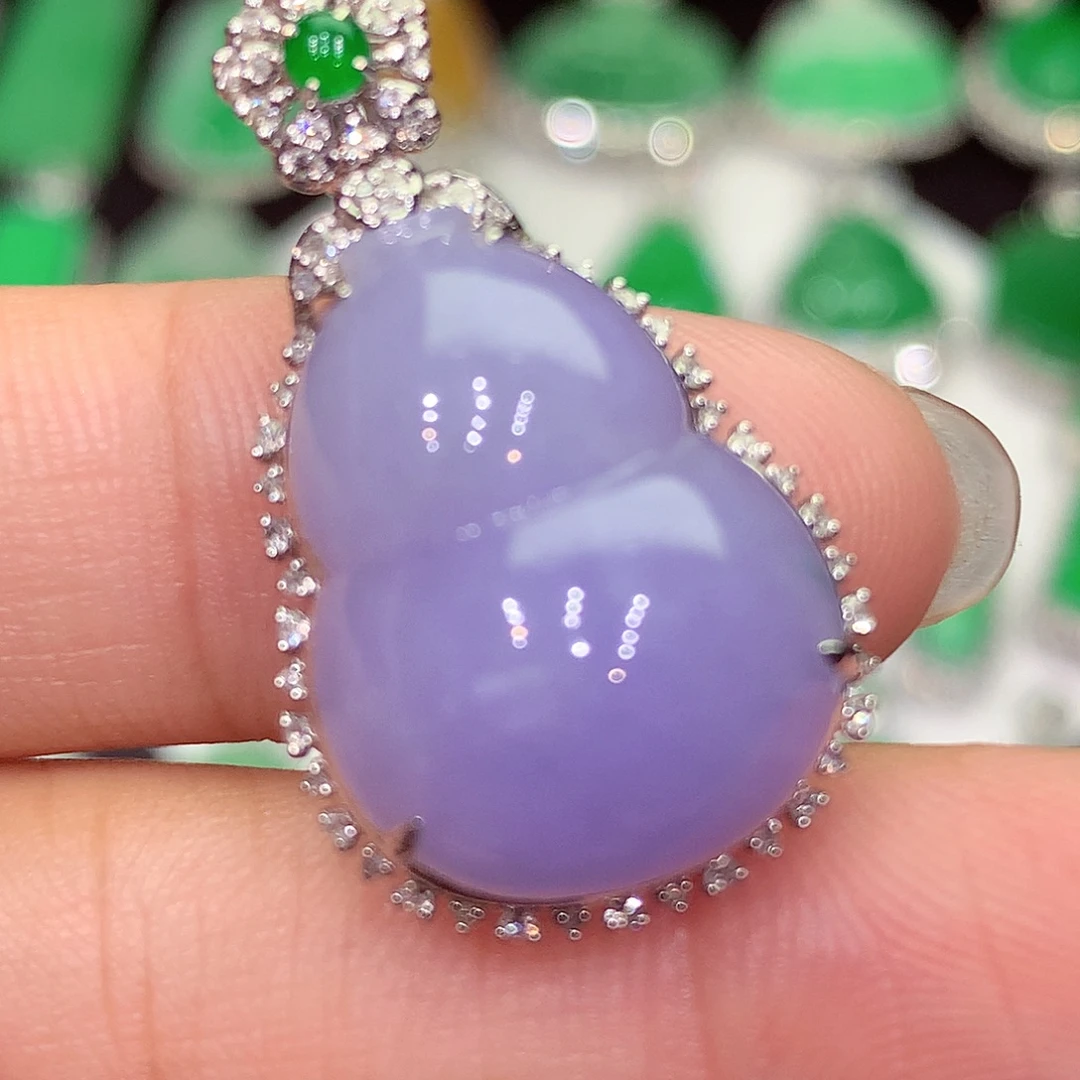 翡翠18K金镶嵌吊坠(赠链)