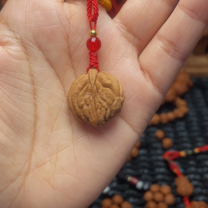 菩提籽类龙纹桃枭挂件