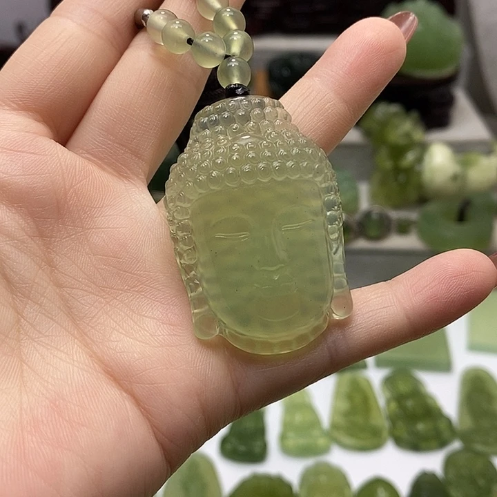 未镶嵌岫玉手把件