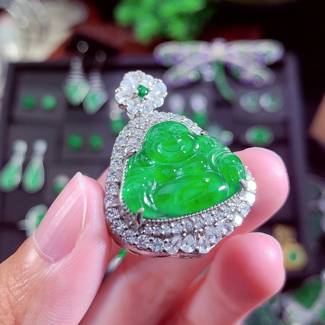 颈饰未镶嵌翡翠天然