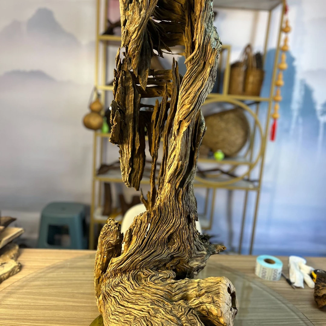 云南紫柚木大型鱼缸造景沉木