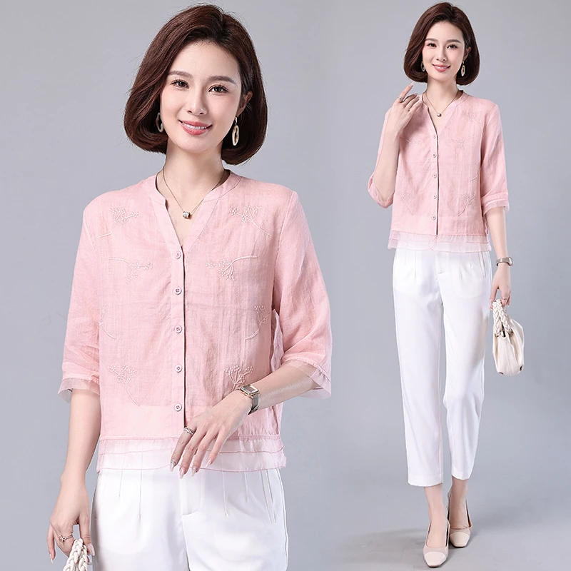 2025夏新款七分袖衬衫刺绣花衬衣女宽松显瘦妈妈v领文艺复古上衣