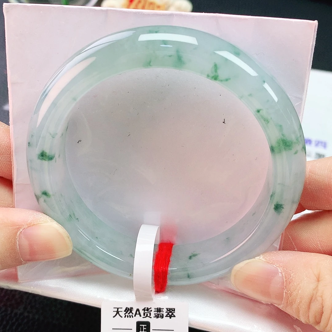 翡翠手镯未镶嵌57轮胎