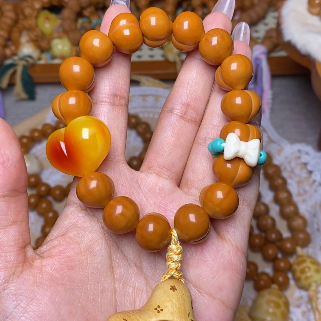 吊坠猴头核桃玻璃底屁桃➕星星人爱心蝴蝶结卡环新号补贴