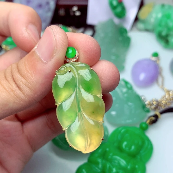 翡翠18K金镶嵌吊坠(不含链)