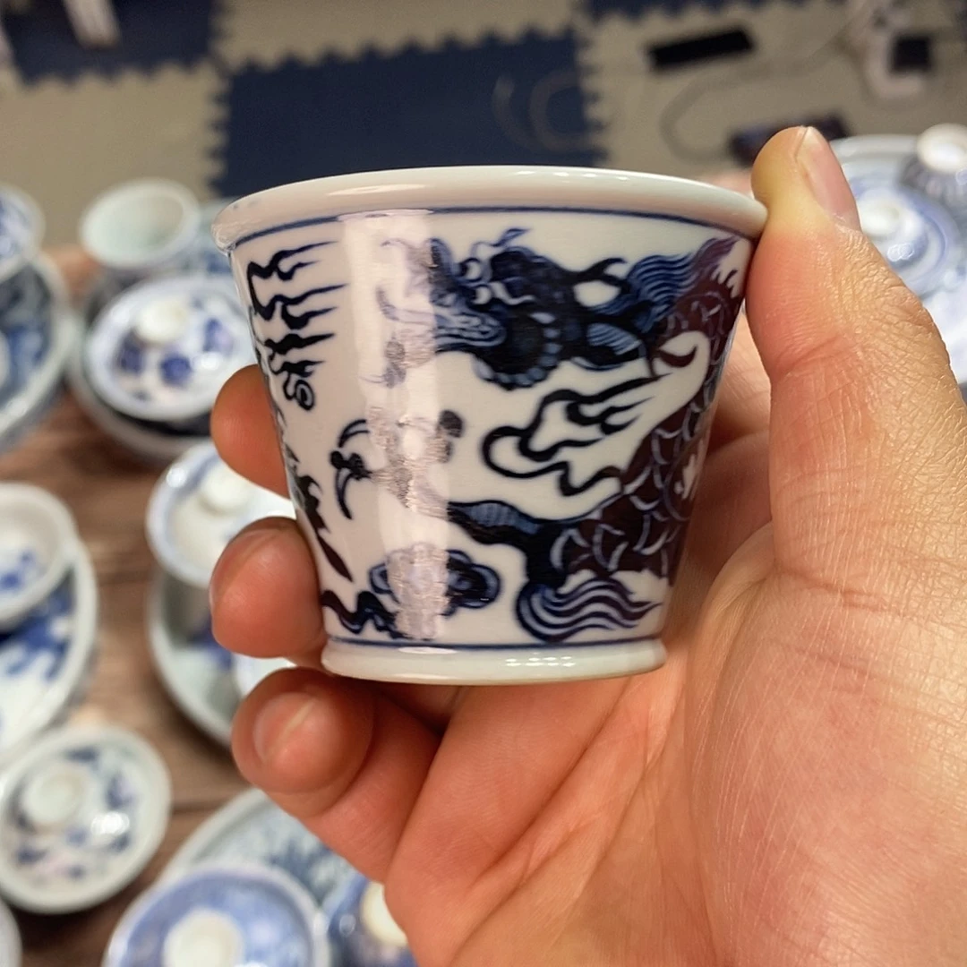 迪*～微瑕铠甲龙小直口杯