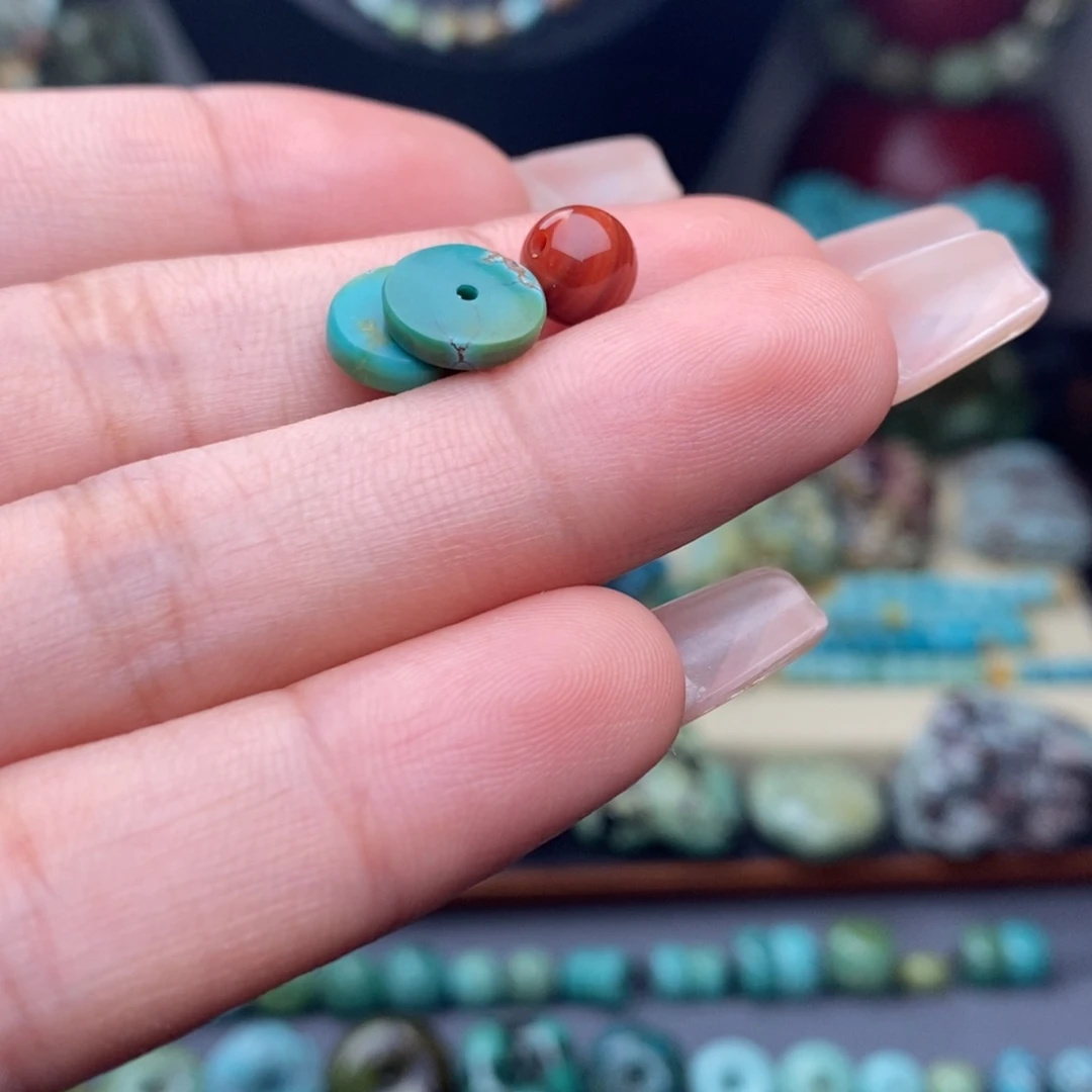 南红玛瑙未镶嵌珠宝奇石