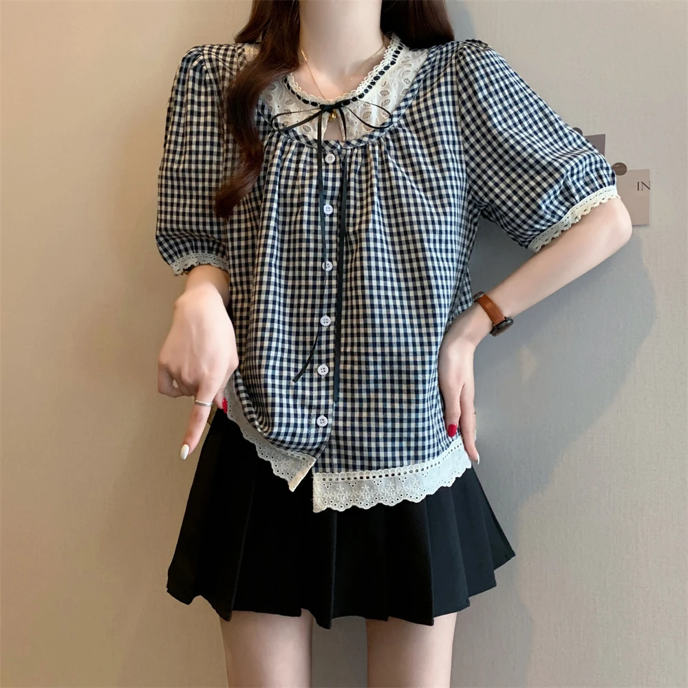 女装夏季新款短袖上衣女圆领蕾丝花边格纹衬衫宽松女