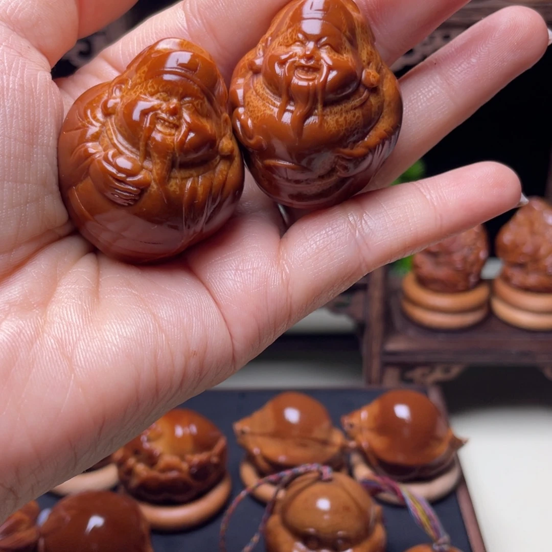 昆***山吊坠橄榄核财神手球4.0