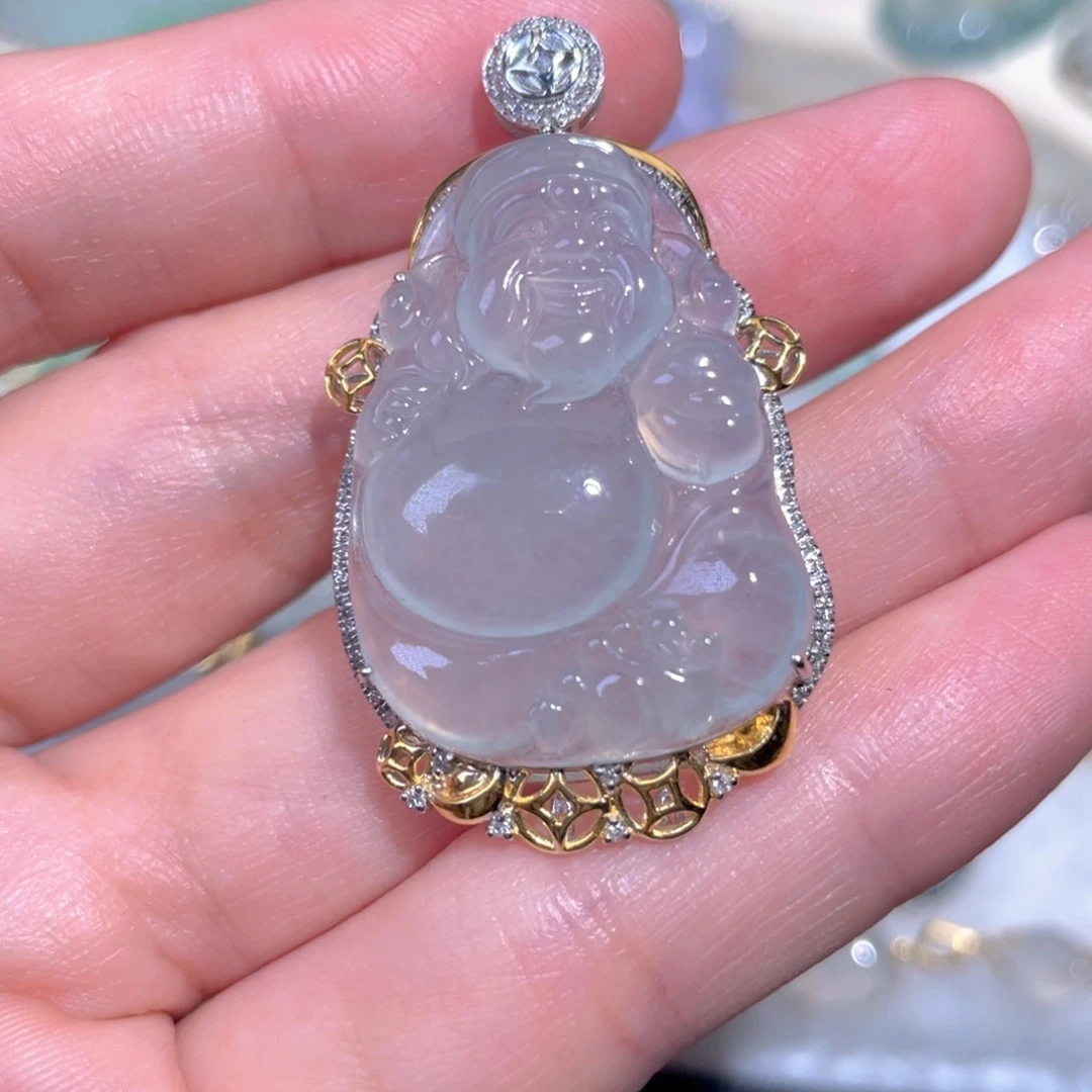 翡翠颈饰18K金镶嵌翡翠