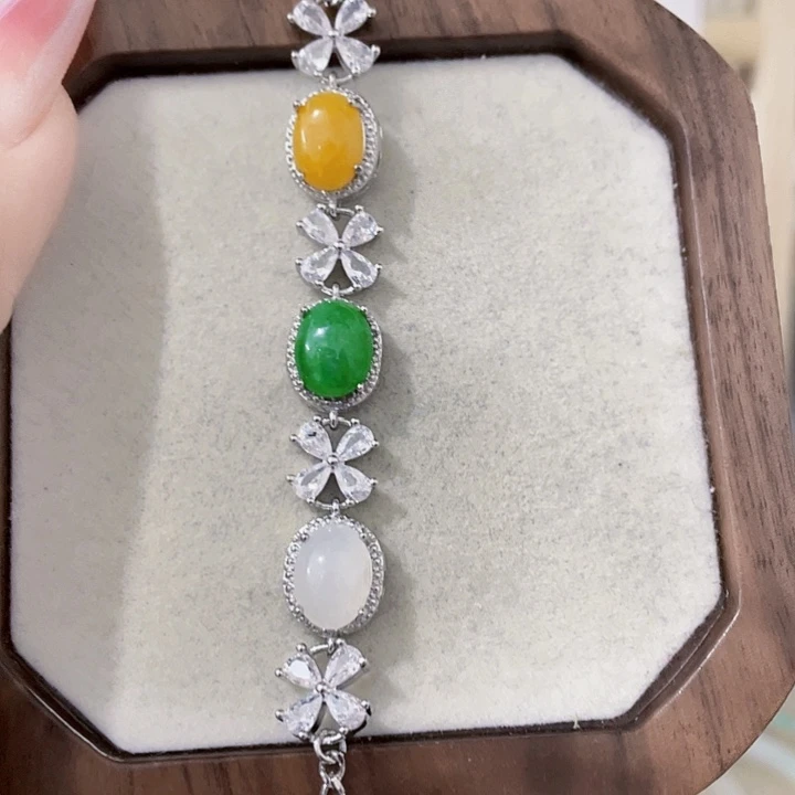 翡翠未镶嵌颈饰天然翡翠Ａ货