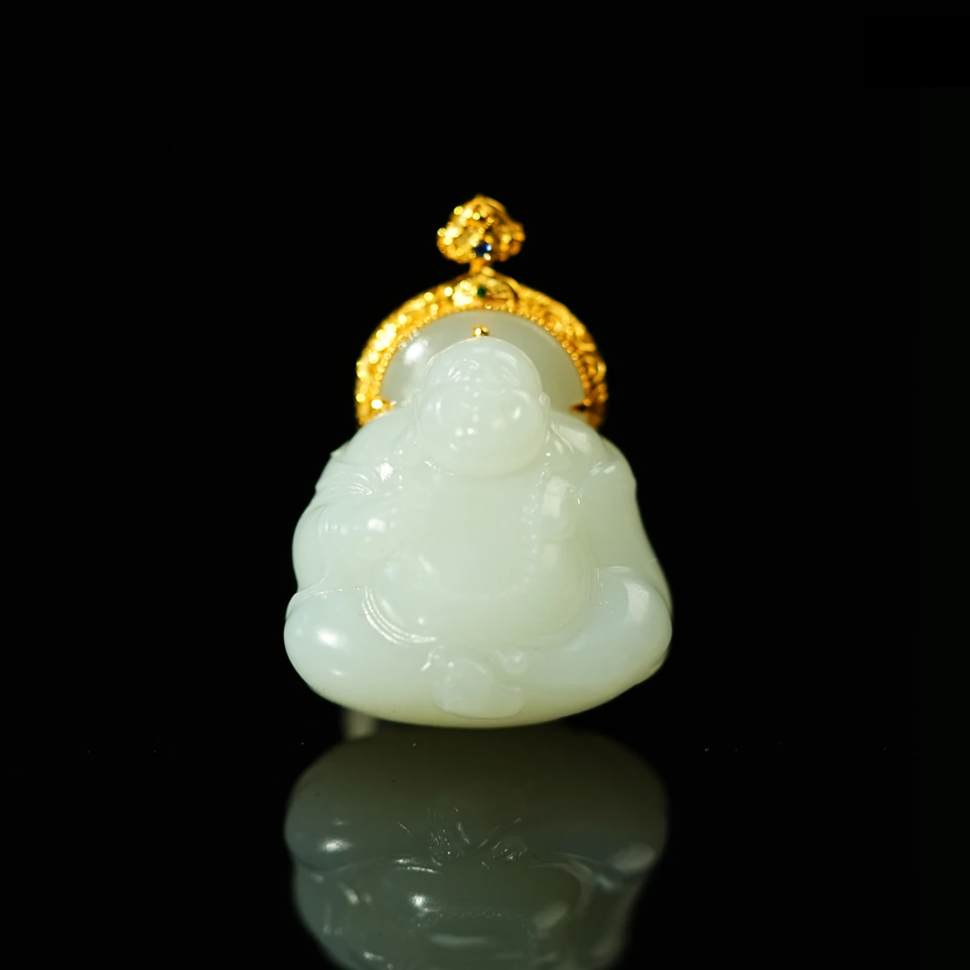 『大表姐珠宝』天然和田玉老料·白玉逍遥佛吊坠18K金镶嵌半包