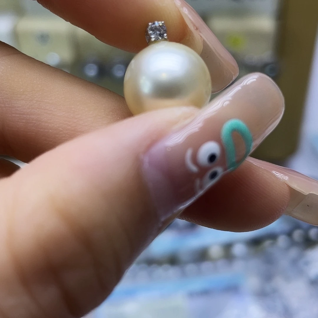 海水珍珠18K金镶嵌颈饰