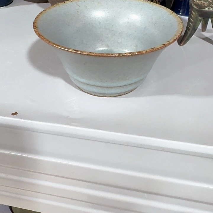 主人杯一个，瓷。品茗
