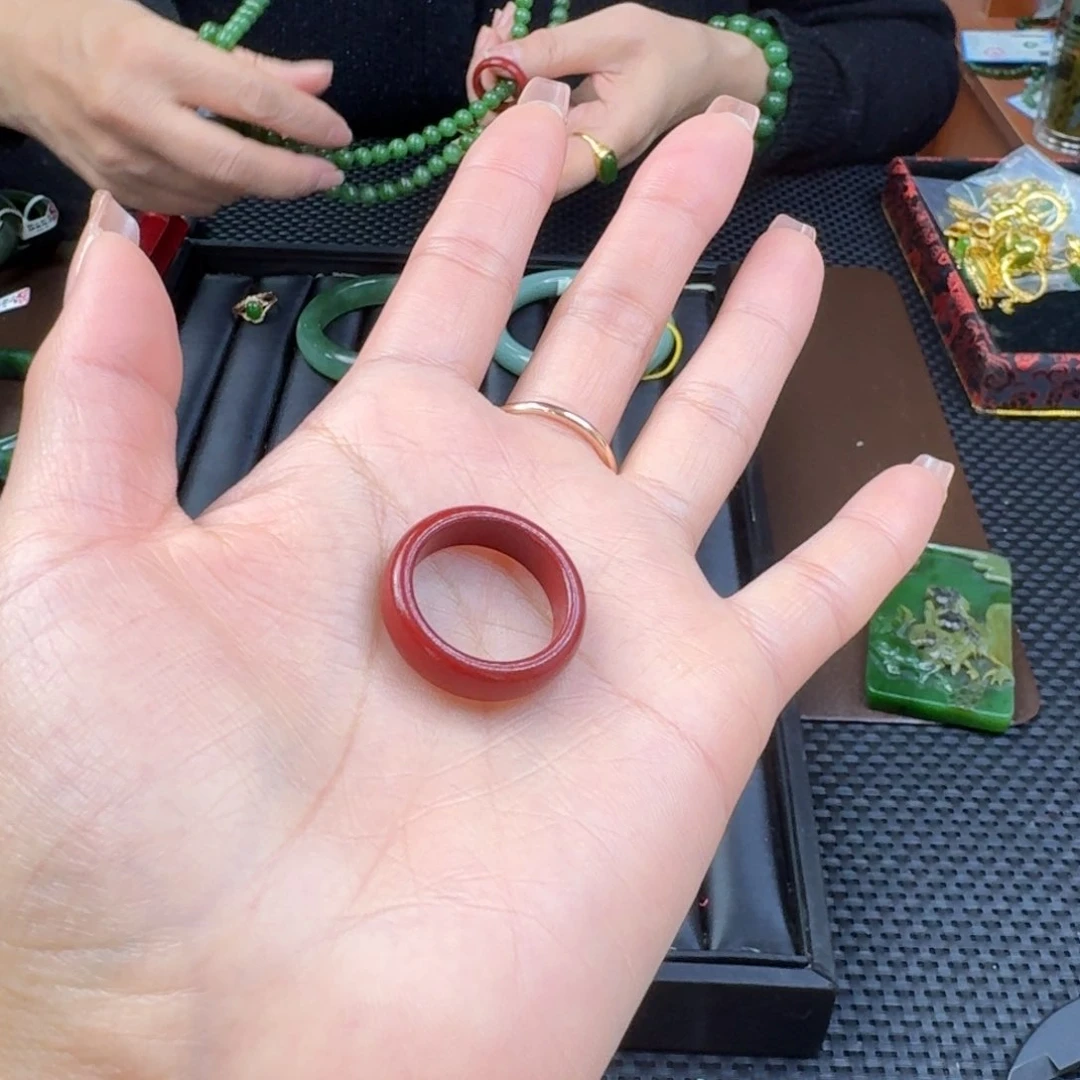 石英质玉戒圈未镶嵌