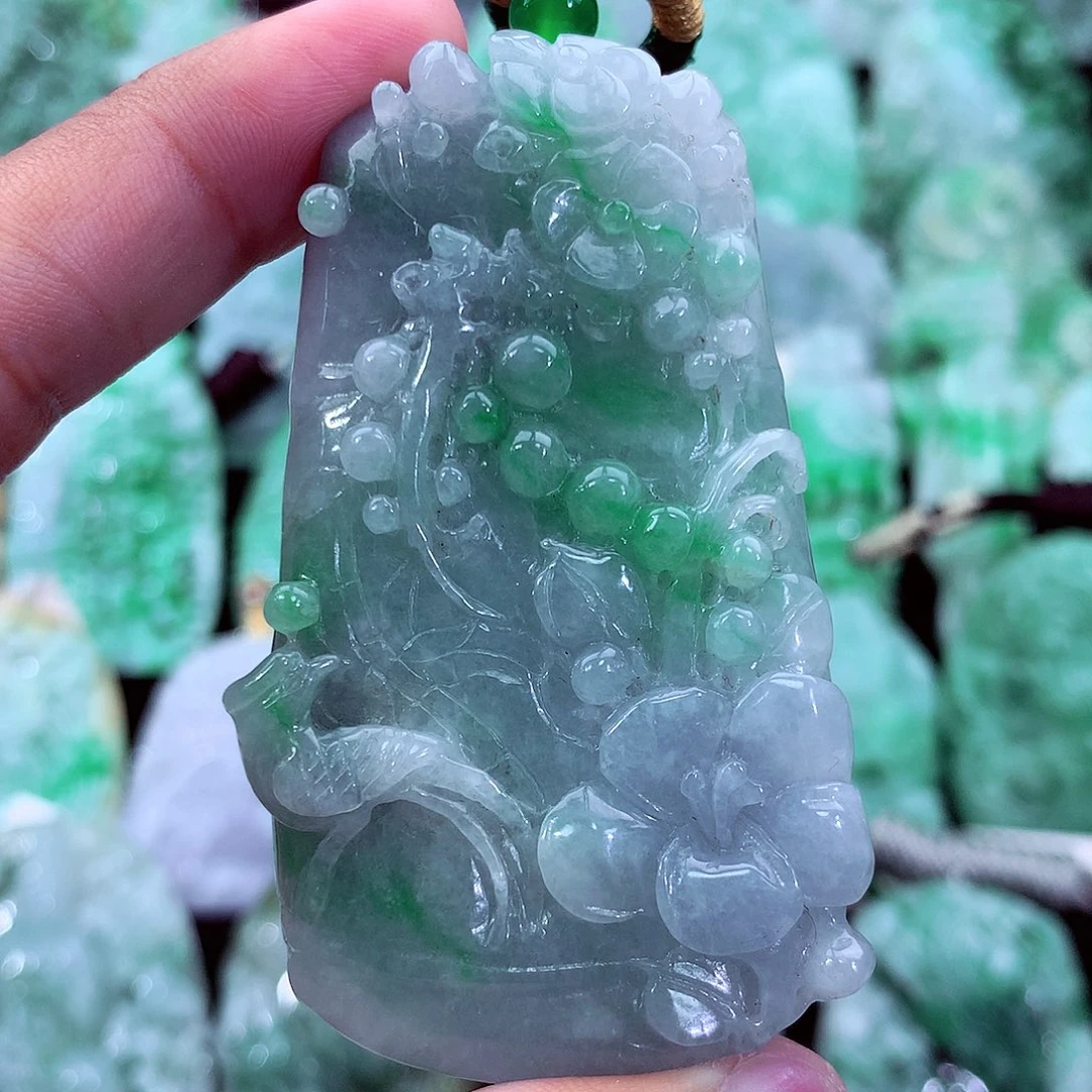 吊坠(不含链)未镶嵌翡翠